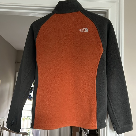 The North Face Color Block Orange & Grey Full Zip Fleece Jacket w Zipper Pockets - Picture 6 of 10